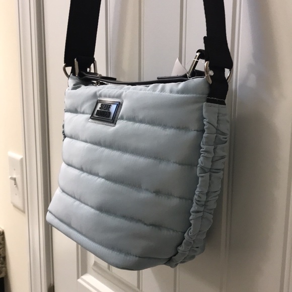 Steve Madden Puffy Crossbody Bag - Picture 4 of 15